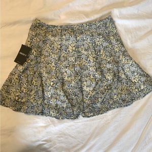 Forever 21 floral mini skirt